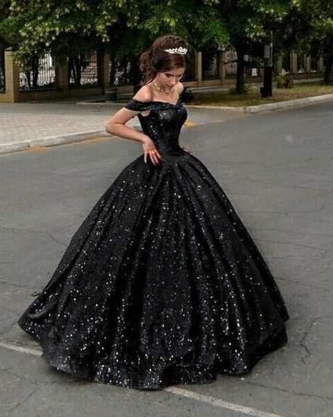 Abiti da sposa neri vintage Abiti da sposa gotici Lunghezza del pavimento Abito da sposa da giardino con paillettes glitterato Vita scesa Lungo 2023 Realizzato su misura