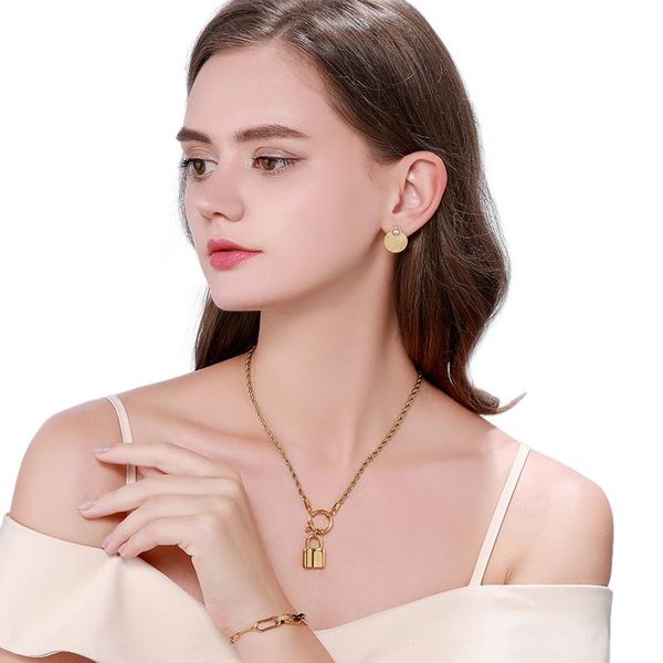 

twist chain necklace stainless steel necklaces for women hollow heart lock pendant necklace women jewelry gift, Silver