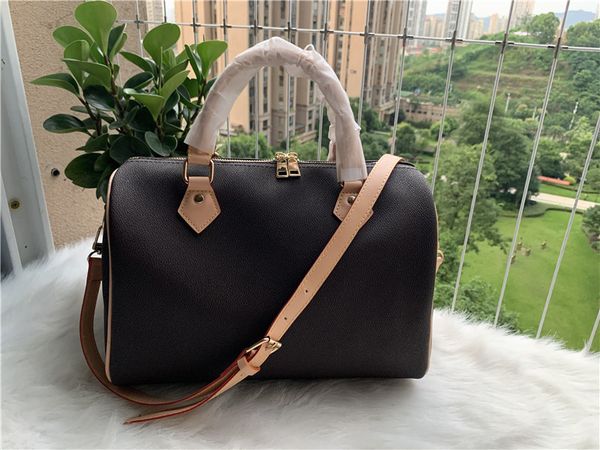 

2020 new women dsigner woman messenger travel bag classic style fashion bags shoulder bags lady totes handbags 30 cm with key lock yun87454