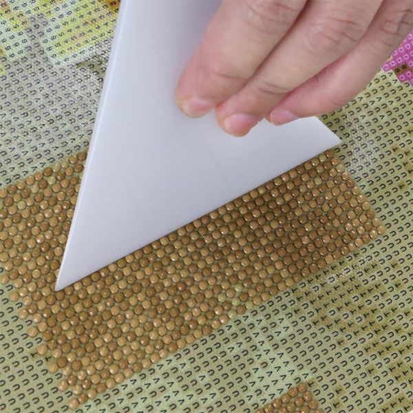 

1pc white diamond painting correction tools drawing accessories adjusterd corrector for diamond painting kits fix tools
