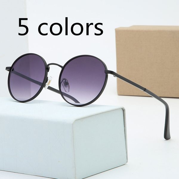 

мода новый металлический каркас солнцезащитные очки ретро мужчины женщины солнцезащитные очки лето классический панк спорт марка очки óculos, White;black