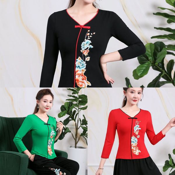 

w870 embroidered cotton blended t-shirt for women's autumn new t-shirt underpants underpants v-neck slim seven point sleeve bottom coat, White