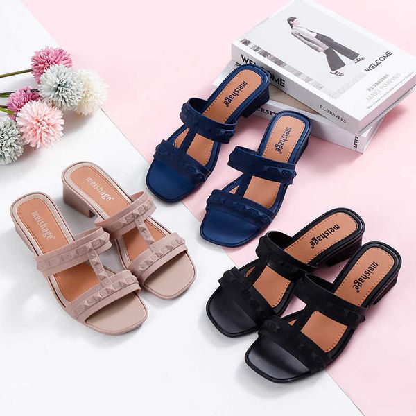

sandals are versatile. it's fashionable to wear out in summer. one line slippers. thick heel shoes. sandals. women's new style, Black