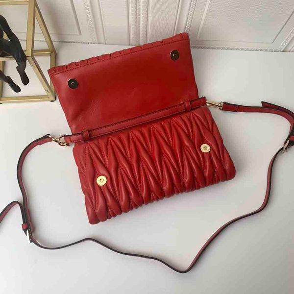 

сумки на ремне 2019 женщины сумка messenger сумка досуг темперамент плиссированный сумка натуральная кожаная сумка