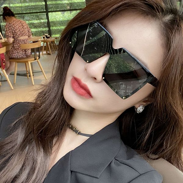 

frame polarized sunglasses women's big big round face show thin net red personality anti ultraviolet sunglasses fashion new in 2020, White;black