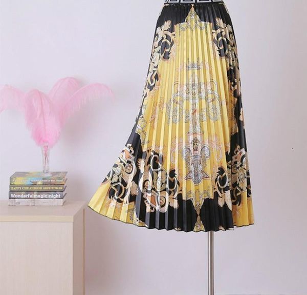 

2020 christmas pleated skirts summer women high waisted indie folk printed high elastic quality long skirt party holiday rok, Black