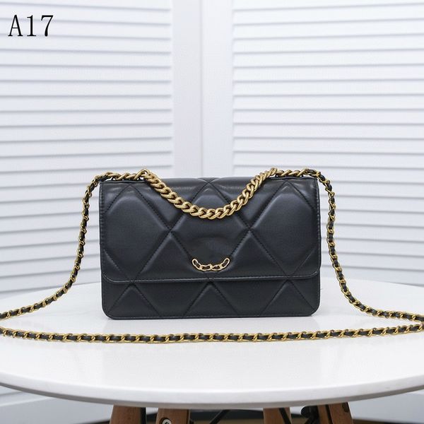

classic handbags luxurys designers bags woc channel women bags fashion handbags919 chain shoulder bag lambskin & gold-metal black bag -m
