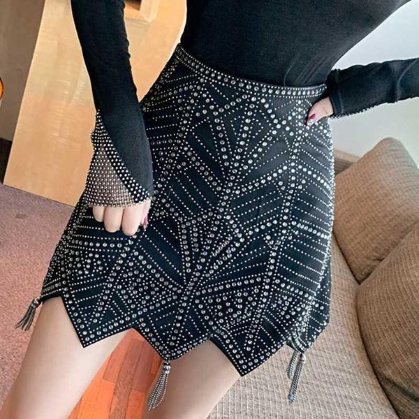 

2020 new spring summer diamonds tassel bright mini skirts womens fashion korean clothes shiny skirt jupe femme b023011, Black
