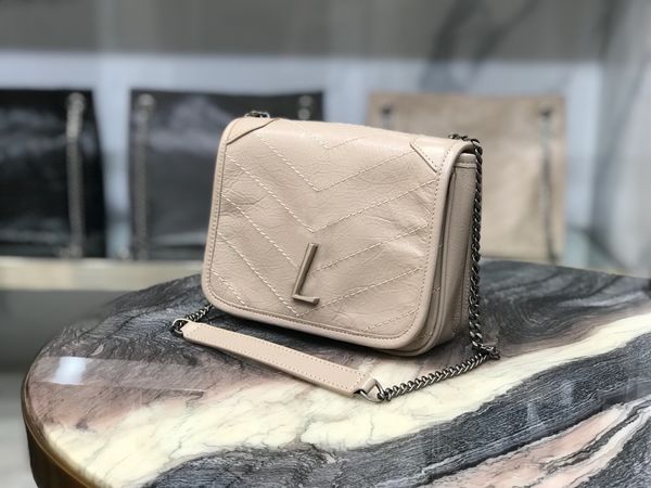 

new handbag 7a high-end quality fashion handbag one shoulder diagonal cross leather woman's bag elegant bag interior compartment 61861