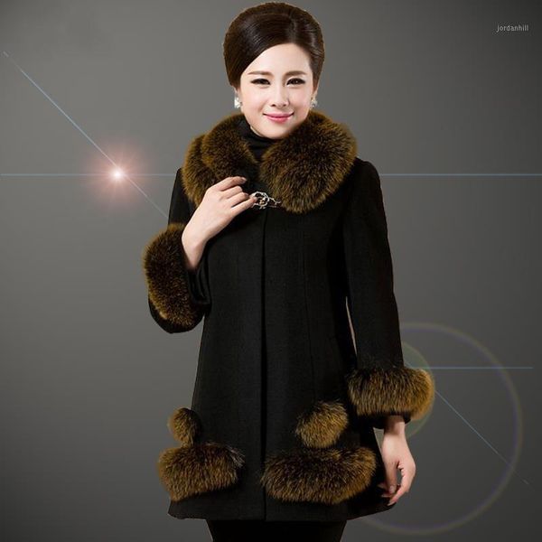 

women's cashmere coat 2020 new middle-aged mother winter woolen overcoat female oversize itself jacket fashion coats 6xlc5341, Black