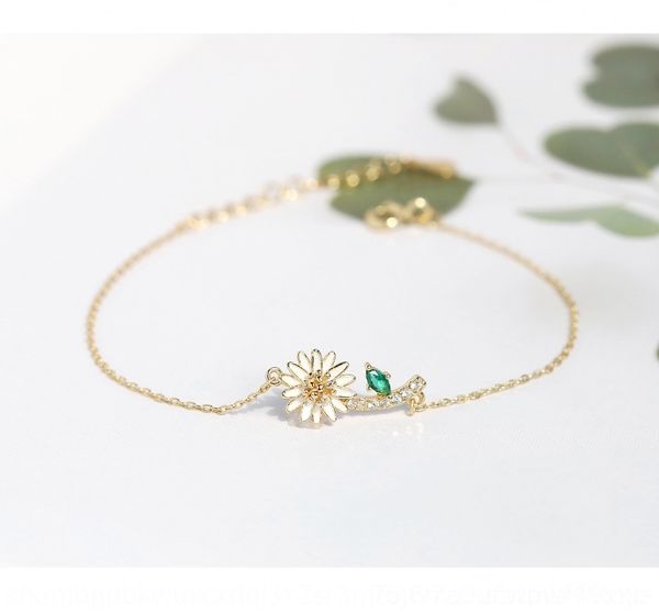 

d0egz 2020 new ins small daisy design trembling net red little crowd bracelet fresh to send my girlfriend bracelet xian tiktok 4dx99, Golden;silver