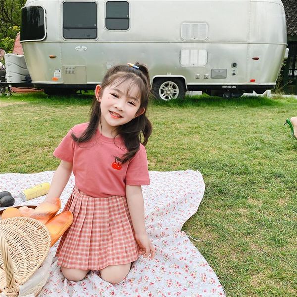 

2020 girls simple embroidery short-sleeved t-shirt + pleated skirt 2pcs suit children's summer red clothing set1, White