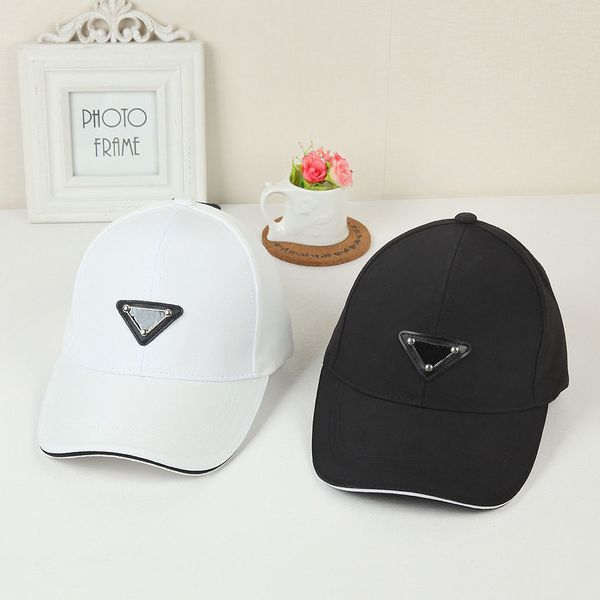 23SS en kaliteli popüler top kapaklar tuval eğlence tasarımcıları moda marka mektubu açık hava spor erkekler için basılı güneş şapkası strapback şapka ünlü beyzbol şapkası