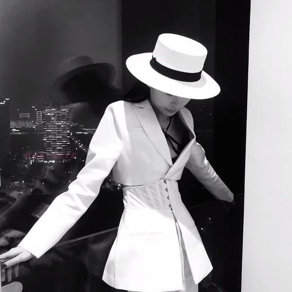 

casual solid blazer women lapel long sleeve high waist slim button female clothes fashion 2019 spring new tide1, White;black