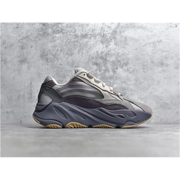 

reflective 700 wave runner inertia tephra solid grey utility black vanta runing shoes men designer shoes women static sneakers