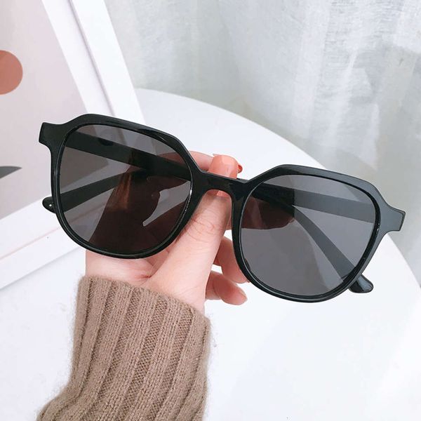 

big women's 4042 face show sunglasses thin net red street p sunglasses men's anti ultraviolet korean fashion 1392, White;black