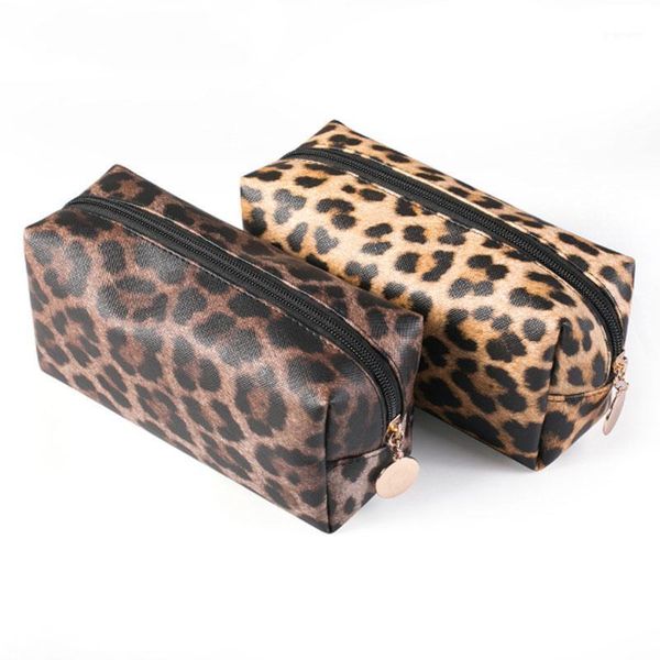 

2020 new mult-function storage bag large capacity portable clutch bag ladies leopard makeup cosmetic fashion popular bags1