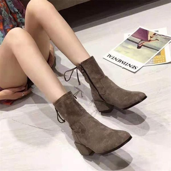 

boots lzj 2021 women autumn winter flock mid-calf side zipper round toe square heel casual booties suede short, Black
