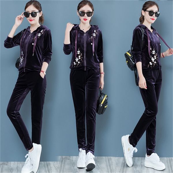 

korean gold woman's embroidered and spring velvet breeches sweater two outfits tracksuits 3pou, White