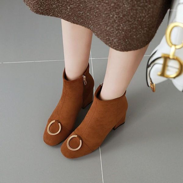 

2020 autumn new women's short boots wine red high heels thick heels women's boots fashion ankle large1, Black