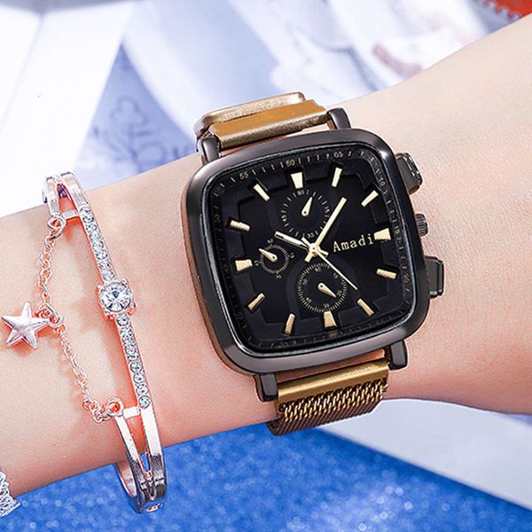 

alloy 2020 new fashion ladies watch quartz magnet with gift watch, Slivery;brown