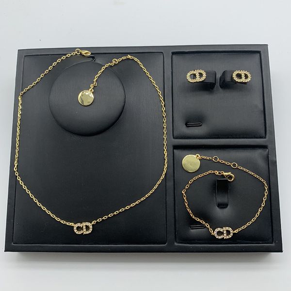 

2020luxury cd jewelry letter earrings female dijia internet celebrity mini ear clip high version necklace bracelet, Black
