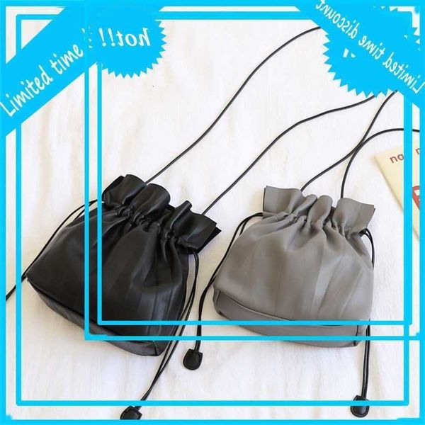 

ins korean bucket solid color drawstring one shoulder messenger women's versatile casual soft mini bag