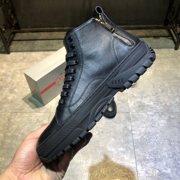 

2020 мужских тренеров высочайшего качества белых кожаный ремешка дизайн дышащей высокие верхнее покрытия для поднятого нижних люксовых бренд, Black