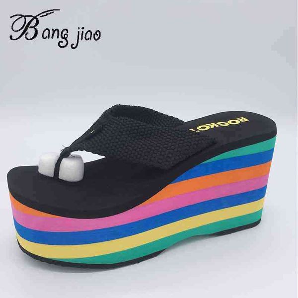 

slippers new super high heel women flip flops sandals thick bottom platform slope beach female rainbow slides shoes220308, Black