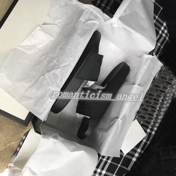 

2021 mens womens rubber pool slide beautiful sandals flats slippers vintage logo open toe slipon molded rubber footbed size 35-45, Black;grey