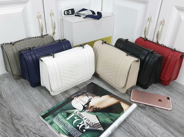 

new fashion all-match niche women's bag messenger popular diamond chain bag