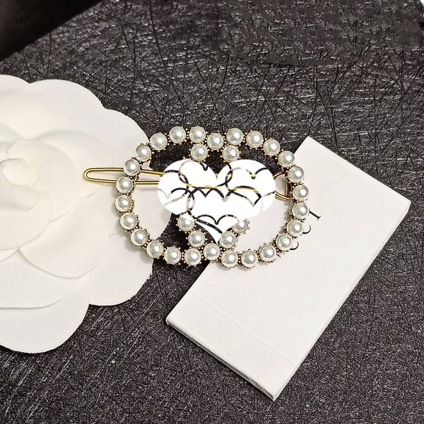 

2021 new product selling letter pearl hairpin female korean trend elegant temperament all-match hair accessories, Golden;silver