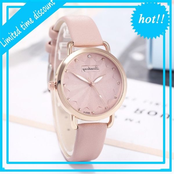 

ladies creative leaf fashion belt female student quartz watch elegant analog luxury sports wristwatch clock gift#9, Slivery;brown