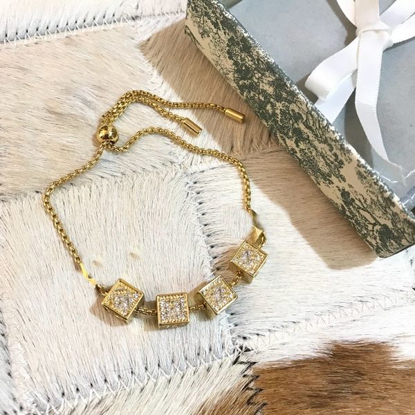 

new style golden fashion bracelet letter brass material star full diamond bracelet tail shape pull stretch bracelet, Golden;silver