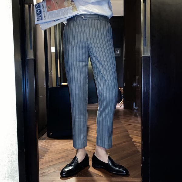 

daio mens south korea spring and summer men's striped paris trousers slim fit small foot casual capris