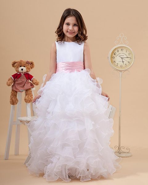 2020 Prinzessin weißes Blumenmädchenkleid mit Juwelenausschnitt, Rüschen, A-Linie, Satin und Organza, günstiges Mädchenkleid für Hochzeit, Party, Kleider mit rosa Schleife