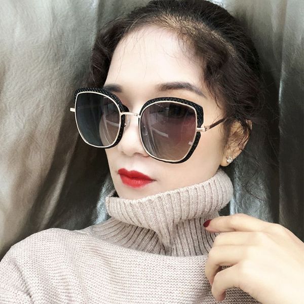 

2019 new sunglasses ladies sunglasses, korean version, tiktok ins, jitter, red fashion polarizing glasses, White;black