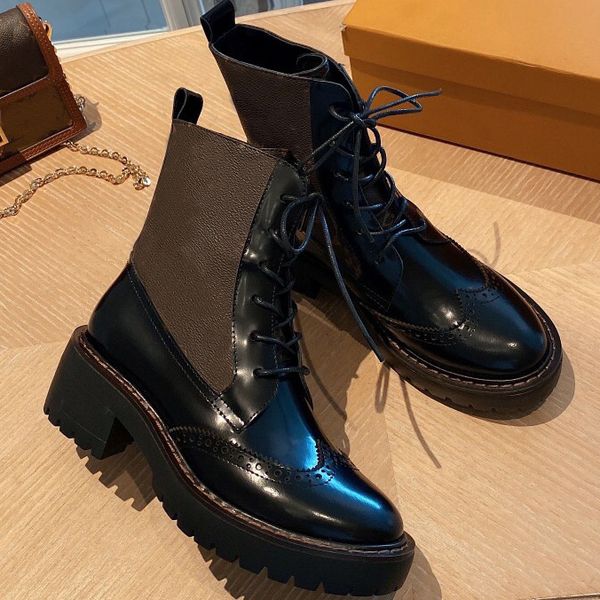 

2020 высочайшее качество новая натуральная кожа женщины ботильоны зимние мода лауреат платформа сапоги дизайнерская обувь женщина коренастые, Black