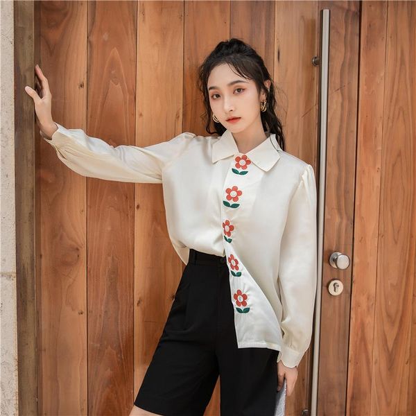 

2021 autumn retro long-sleeved small red flower embroidery shirt female lapel fashion wild blouse, White