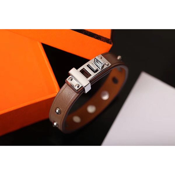 

2020 Wholesale Fashion Titanium Steel Pure Leather Bracelet Jewelry Double Skin Bracelet Real Leather H Round Buckle Bracelet for Woman