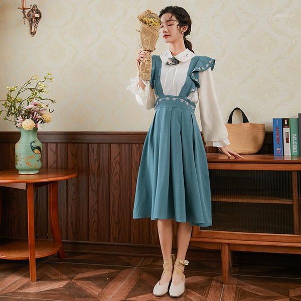 

2020 new fashion women's two piece set france retro blouse+ strap dress female r591, White