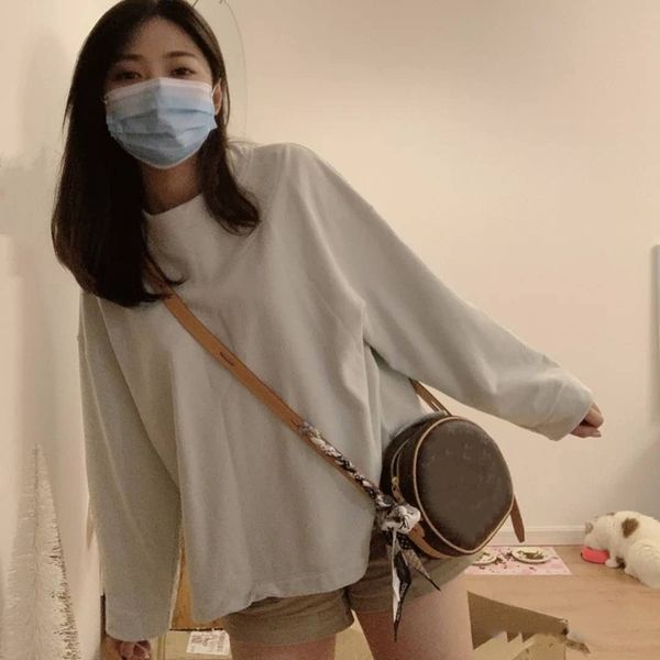 

classicold flowertexture of material single shoulder diagonal span circular lady's bag fashiontotes brown floral letter genuine leather