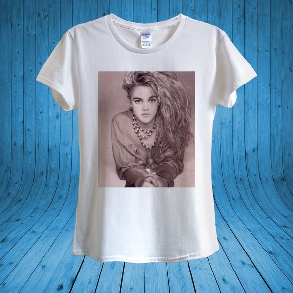 

drew barrymore beautiful actress movie star t-shirt 100% cotton women sport hooded sweatshirt hoodie