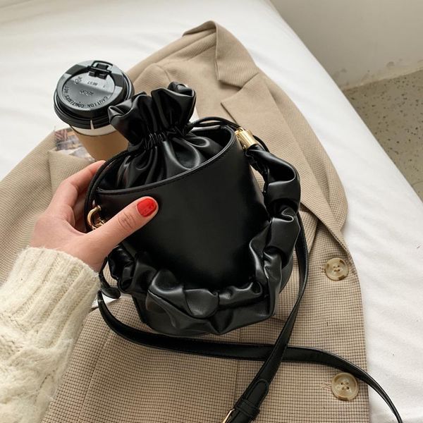 

shoulder bags western style bucket bag female 2021 trendy retro pumping handbag ins niche wild single messenger