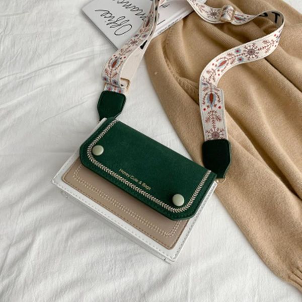 

2021 new bag nubuck small bag wide shoulder strap fashionable small square retro messenger cc