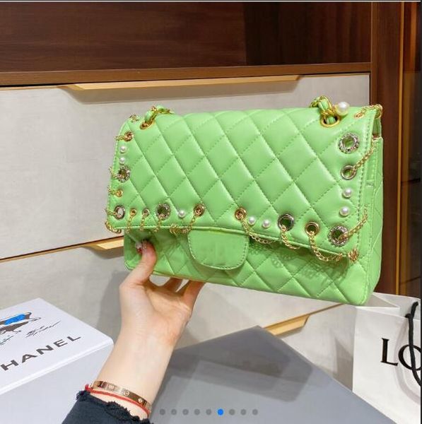 

2021 new leather fashion womens bag pearl decoration chain cf shoulder bag luxurys designers bags handbags messenger bags 01