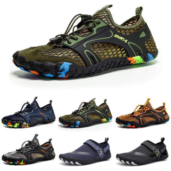 

new mens womens wading shoes platform designer trainers triple black trple white fashion breath outdoor men women sports sneakers