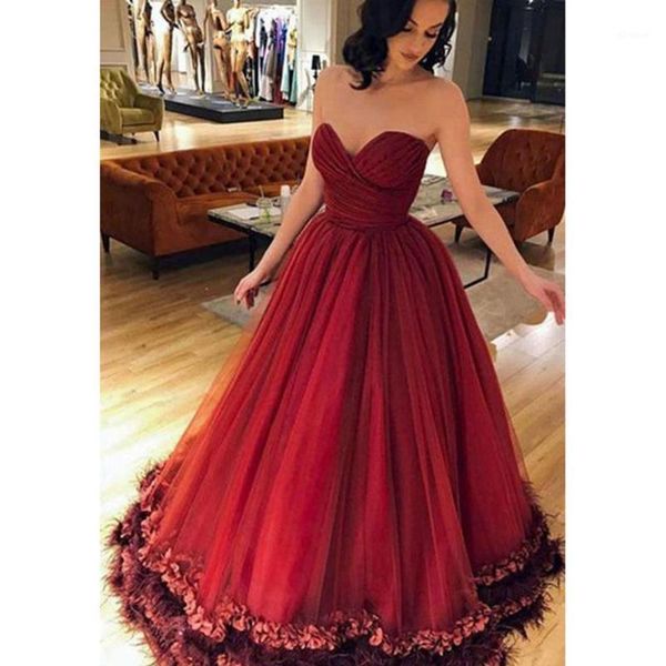 

burgundy pron dresses 2020 long sweetheart pleats floor length hem with 3d flowers feathers evening formal dress plus size cp5521, White;black