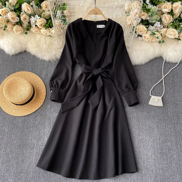 

2021 new elegant female singiny solid v-cleavage lace up to the autumn fashion line streetwear dress long bgbn, Black;gray