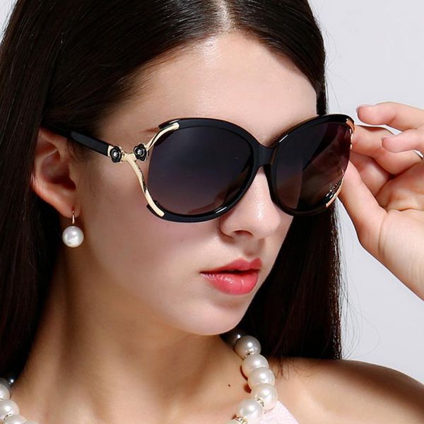 

luxury flower semi-rimless sunglasses women vintage sun glasses men sunglass oculos feminino feminin lentes gafas de sol uv400, White;black